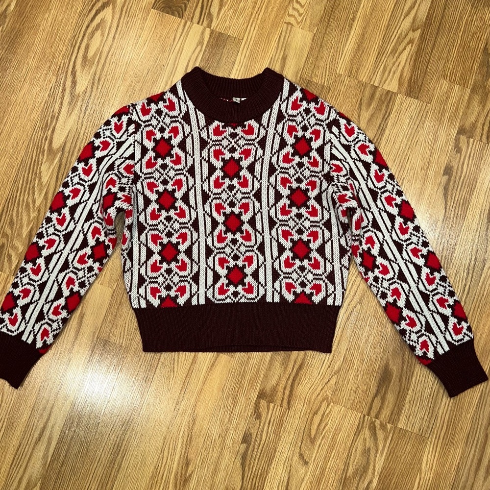 Anthropologie Moth Cropped Long Sleeve Sweater in burgundy, red, white sz XS‎